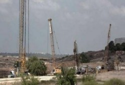 «حماس»: بناء الجدار بغزة استفزاز للمقاومة