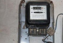 وقف خدمة تسجيل قراءة العداد الكهربائي إلكترونيًا