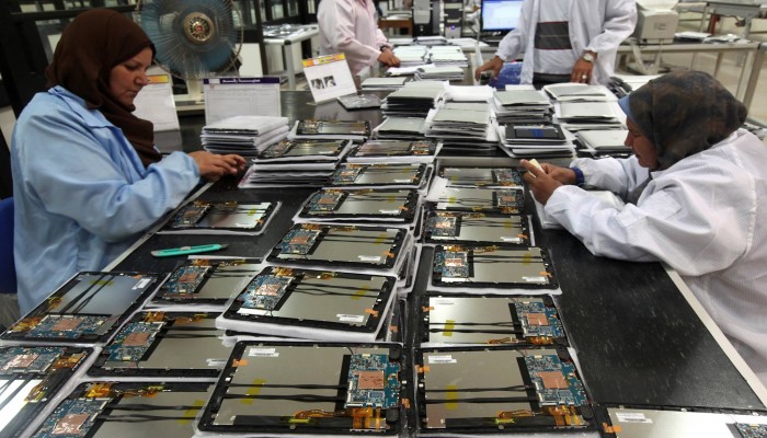 نشاط الصناعات التحويلية بمصر يتراجع 8.4 بالمائة