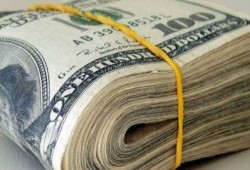 تعرف على سعر الدولار صباح "الجمعة" في السوق السوداء والبنوك