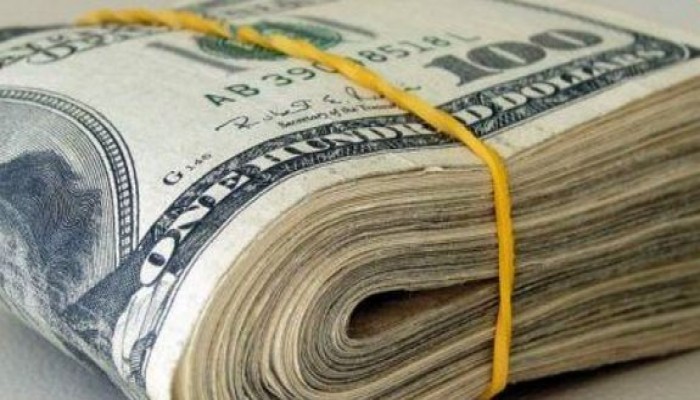 تعرف على سعر الدولار صباح "الجمعة" في السوق السوداء والبنوك