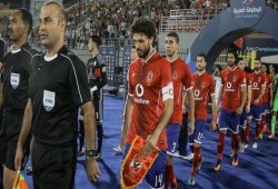 الكاف يخطر الأهلي بحكام وموعد مباراتيه أمام الترجي بالأبطال