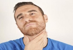9 وصفات طبيعية لعلاج التهاب الحلق