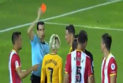 غريزمان مهدد بمواجهة مصير رونالدو بسبب شتمه الحكم