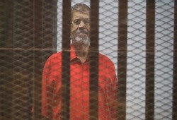 تأجيل محاكمة الرئيس مرسي في هزلية اقتحام السجون لجلسة 23 أغسطس