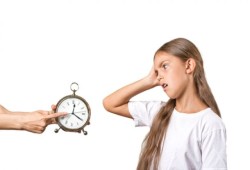 قواعد تربوية لا تفشل لتعديل سلوك طفلك