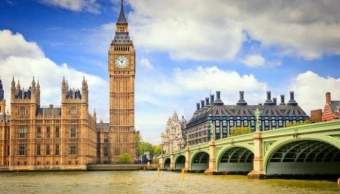 بعد 157 عامًا.. ساعة «بيج بن» تتوقف عن العمل حتى 2021