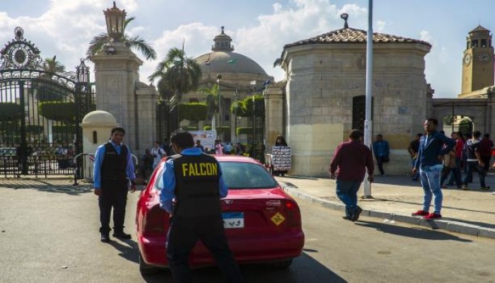 التعاقد مع شركة استخباراتية لتحصيل فواتير الكهرباء