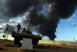 أسعار النفط تتراجع بعد تحسن إنتاج ليبيا