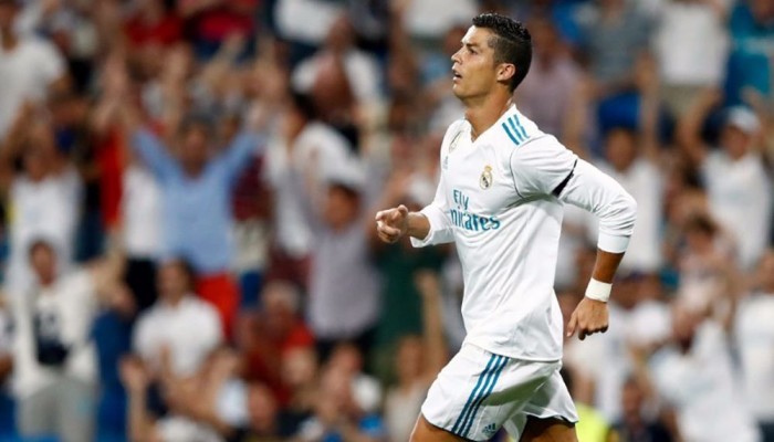 رونالدو يتألق أمام فيورنتينا