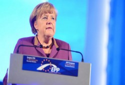 مستقبل ميركل في مهب الريح