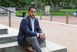 الجارديان تصف مصريا مرشحا لمنصب حاكم ولاية أمريكية بـ"أوباما الجديد"