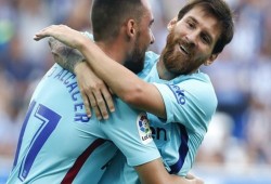 ميسي يقود برشلونة للفوز على ألافيس بهدفين نظيفين (فيديو)