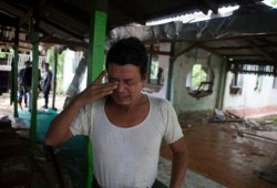 قوات بورما تطلق النار على روهينغا مسلمين فارين من القتال