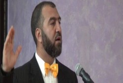 شاعر جزائري: هاجم "آل سعود" فمنعوه من الحج ثم حاولوا استرضاءَه بدعوته للحج