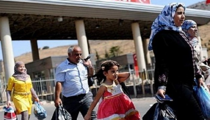 44  ألف لاجئ سوري عبروا من الحدود التركية الى بلادهم