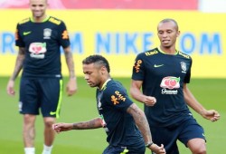 البرازيل كامل العدد قبل مواجهة الإكوادور