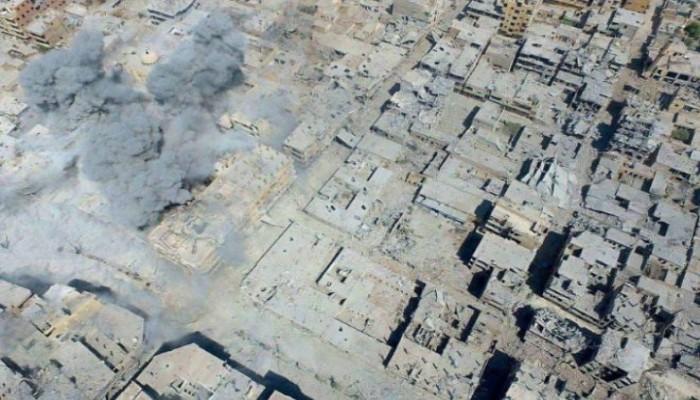 قوات الأسد تستخدم السلاح الكيماوي في حربها ضد تنظيم الدولة بريف الرقة