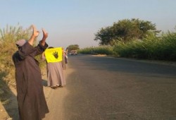 سلسلة بشرية لأهالي كوم حماده تنديداً بانقلاب العسكر