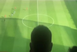 شاهد هدف محمد صلاح "الماراثوني" في مرمى أرسنال (بكاميرا الجماهير)