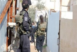 الاحتلال الاسرائيلي يعتقل 10 بينهم فتاة بالضفة