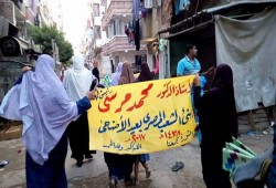 أهالي الإسكندرية يؤدون صلاة العيد ويواصلون النضال الثوري