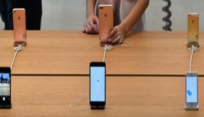 آبل تجهز لحدث خاص في سبتمبر وترجيح إطلاق آي فون 8