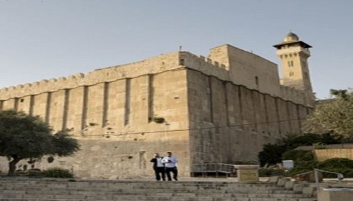 الاحتلال يشرعن إجراء عنصريا جديدا بالخليل المحتلة