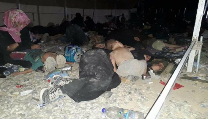 نازحو تلعفر يفترشون الصحراء منذ 9 أيام ومهددون بالموت