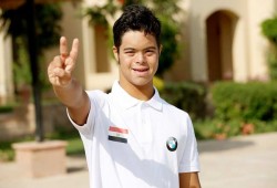 البطل المصري "محمد الحسيني" يعود للقاهرة بعد محاولة عبور "المانش"