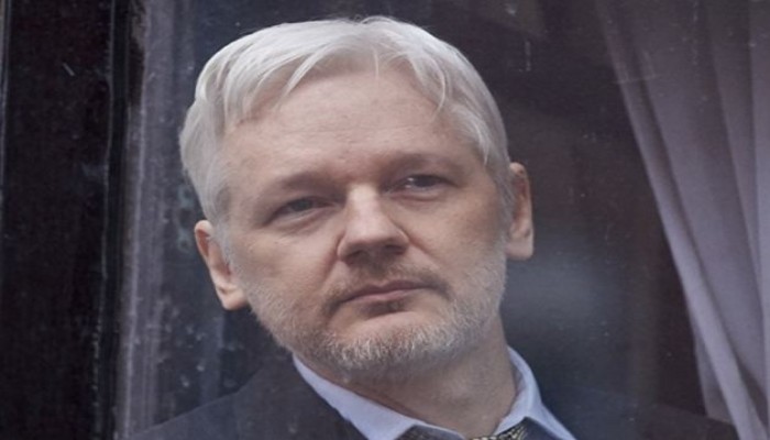 أسانج: سيطاح بترامب فورا إذا جمد التجارة مع الصين