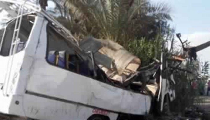 إصابة 20 شخصا في حادث انقلاب ميني باص على طريق «ميت غمر- القاهرة»