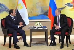 بوتين يحرج مترجم السيسي: "أنت أطرش؟"