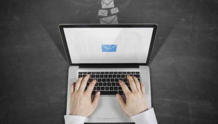 كيف تقوم بإنشاء توقيع بريد إلكتروني احترافي
