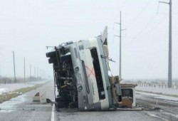 بعد "هارفي".. ثلاثة أعاصير جديدة تقترب من الولايات المتحدة