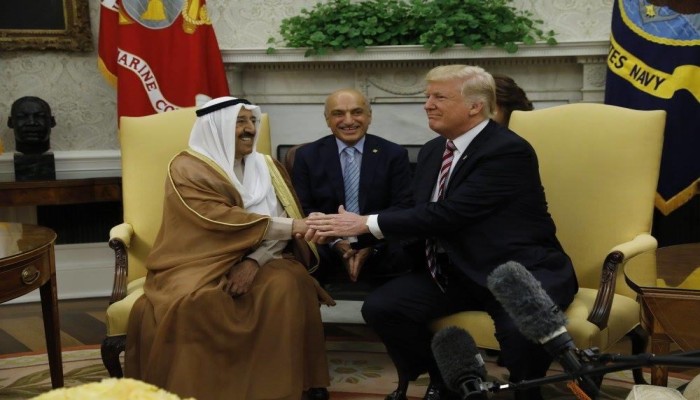 ترامب: الأزمة الخليجية تتصدر مباحثاتي مع أمير الكويت