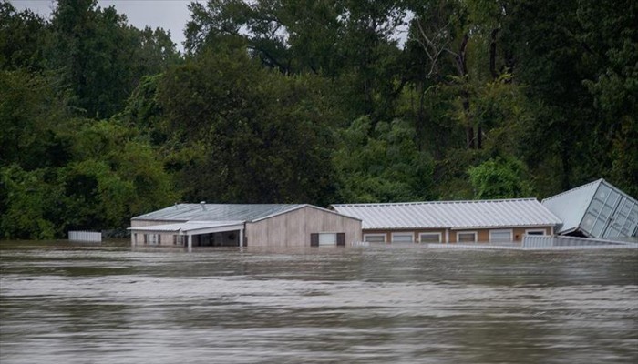 فرنسا: ارتفاع حصيلة قتلى إعصار "إرما" إلى 10 أشخاص