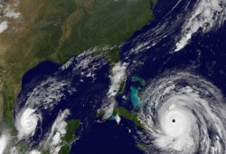 الإعصار إيرما ينشر الدمار بالكاريبي ويتجه نحو فلوريدا