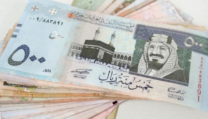 السعودية تفرض رسوم على تحويلات الوافدين تبدأ بـ6%