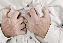 10 أطعمة تحميك من النوبات القلبية