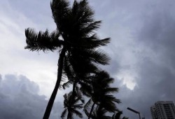 120 مليار دولار خسائر متوقعة نتيجة لإعصار "إرما"