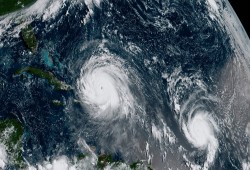 إرما يتسبب في أكبر عملية إجلاء في تاريخ أمريكا