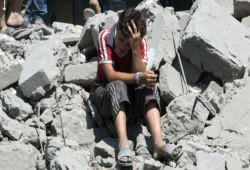 الجوع والعطش مصير أطفال حماة نتيجة الحصار المفروض عليهم