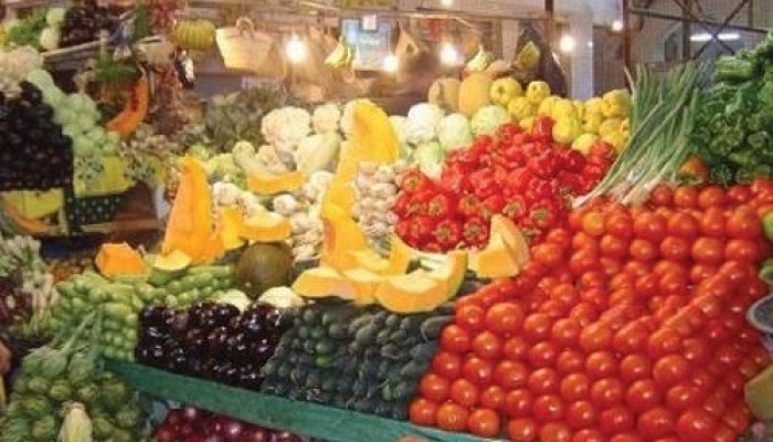 "تجار العبور": ارتفاع أسعار الطماطم والبامية بسوق الجملة