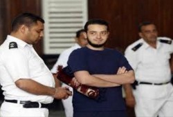 الأمن يواصل احتجاز "أنس البلتاجي" على الرغم من إنتهاء فترة حبسه احتياطيًا