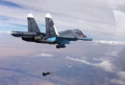 مجزرة جراء غارات روسية استهدفت مخيم للنازحين بريف ديرالزور