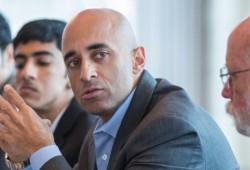 سفير الأمارات بأمريكا: الملك عبدالله بن عبدالعزيز كان على وشك غزو قطر قبل وفاته