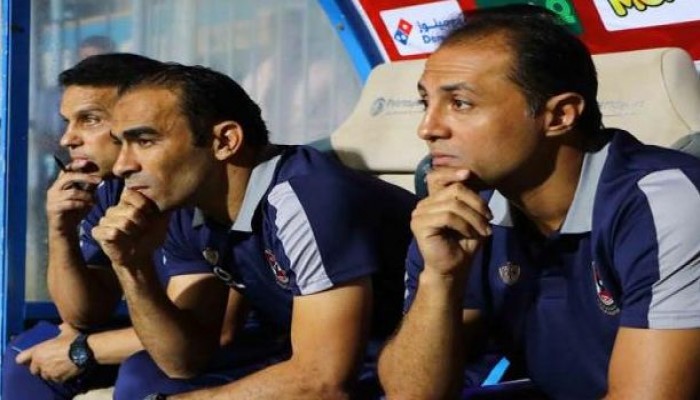 عبدالحفيظ: الأهلي حسم مباريات كثيرة في رادس.. ونتمنى "عدالة" تحكيمية