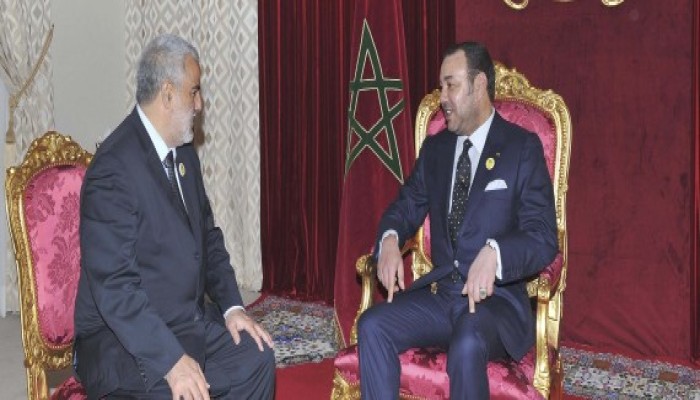 خطوة مفاجئة.. بنكيران يحث ملك المغرب لإجراء إصلاحات دستورية