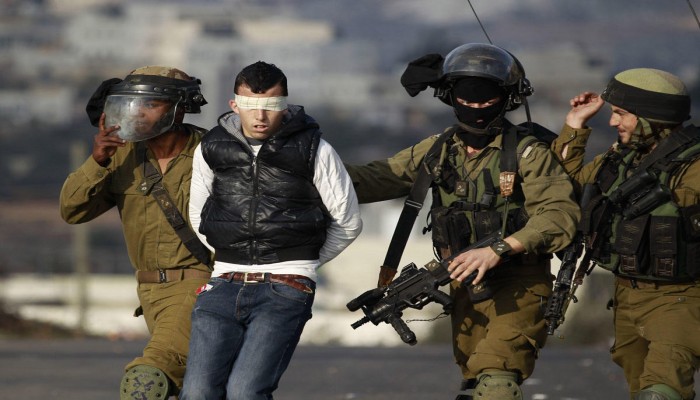 الاحتلال يعتقل 18 فلسطينياً في الضفة وغزة